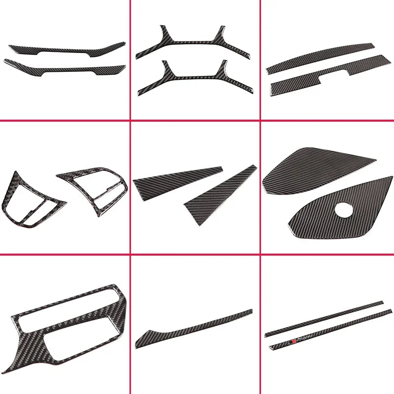 Наклейка из красного углеродного волокна на центральную консоль Toyota Supra A90