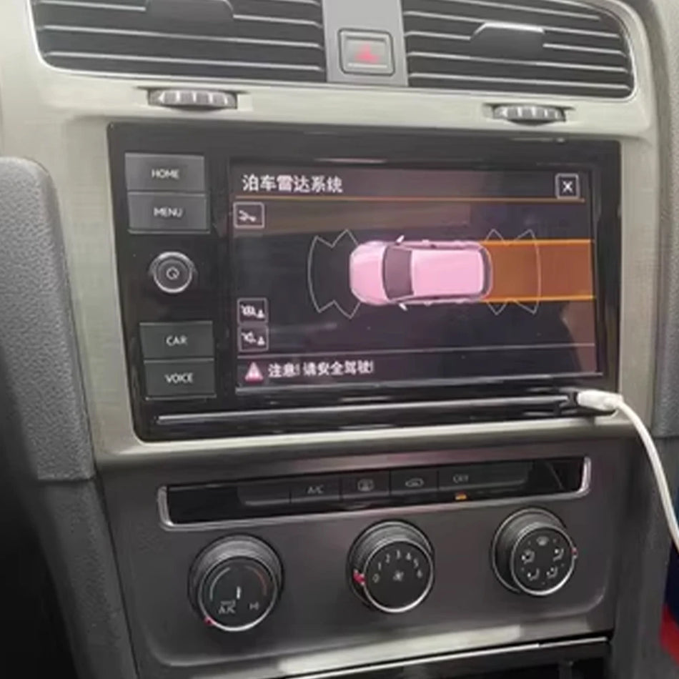 Parkavimo jutiklių rinkinys Volkswagen Golf 7 Mk7 su priekinės ir galinės radarų signalizacijos sistema