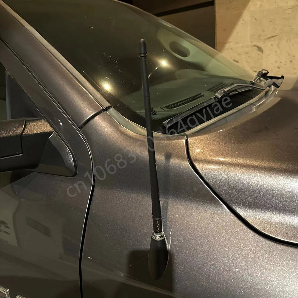 32CM Universal AM FM Radio Antenna &ndash; Durable Rubber Design