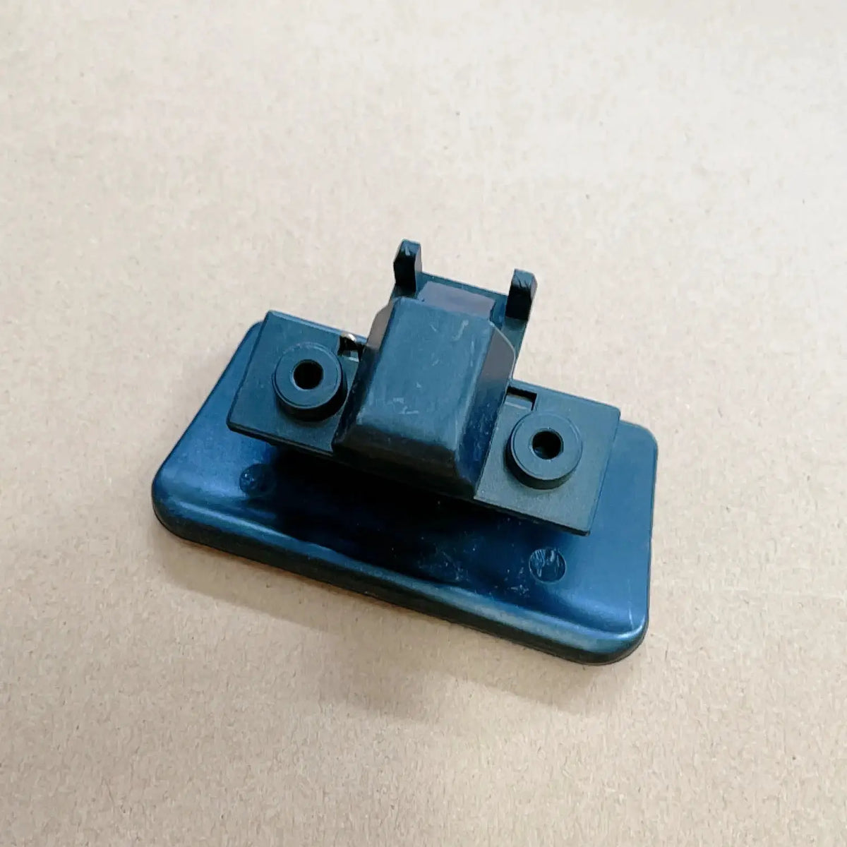 Car parts OE number 81520-4A002 for JAC Refine Glove box handle by InterCyprus Trading Ltd
