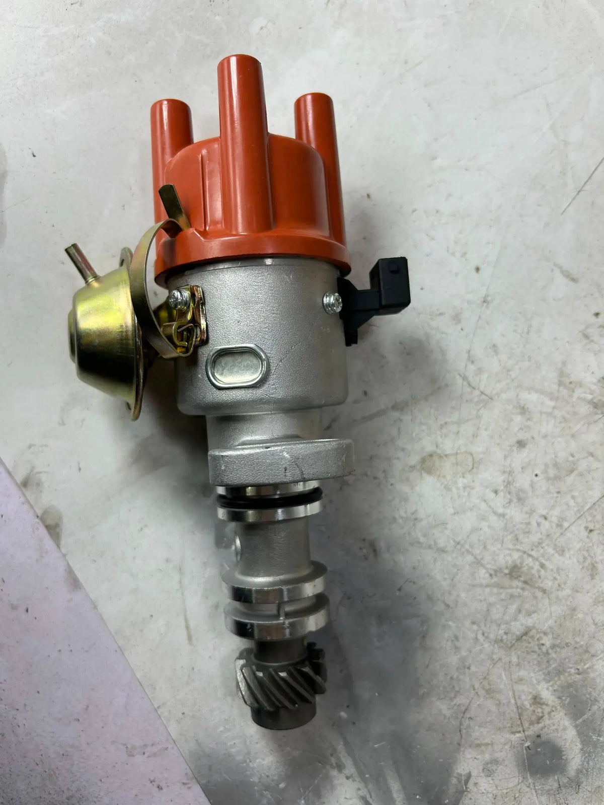 SherryBerg distributor fit for Volvo B230 Bosch Model 1970s-1980s–1990s Classic models like the 240, 740, 940 Engine Quality by InterCyprus Trading Ltd