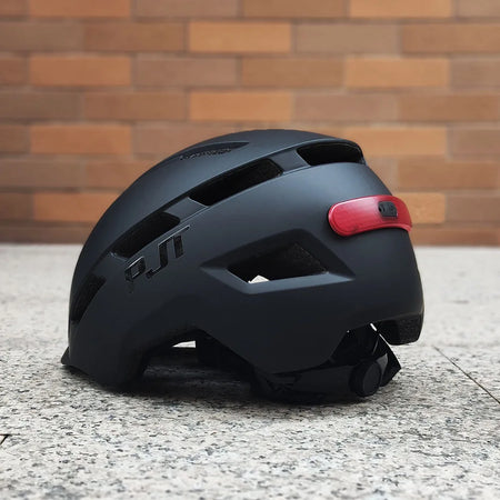 PJT Mountain Cycling Helmet USB - Rechargeable Tail Light