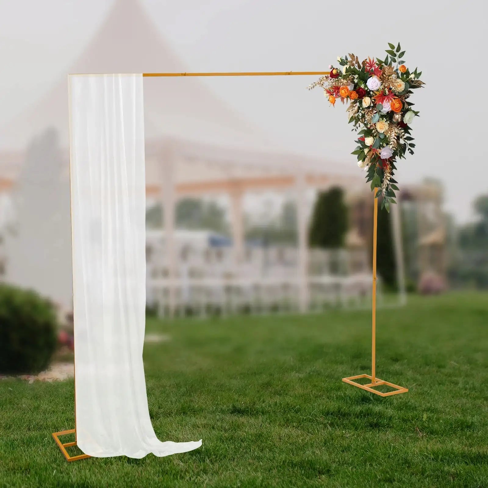 2.4 2 1.5m Gold White Metal Wedding Stand &ndash; Adjustable