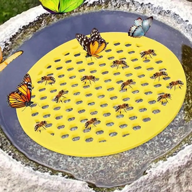 Floating Bee Island &ndash; Buoyant EVA Bee Bath For Outdoors