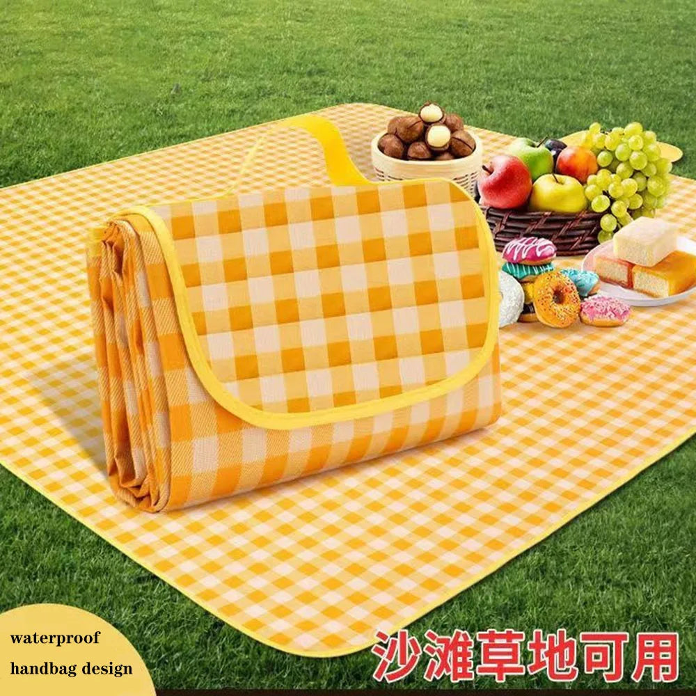 Foldable Picnic Mat &ndash; Moisture-Proof and Waterproof Design