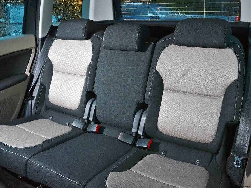 Capas de Assento em Couro Nappa para Skoda Yeti 2013 a 2017 Conjunto Completo