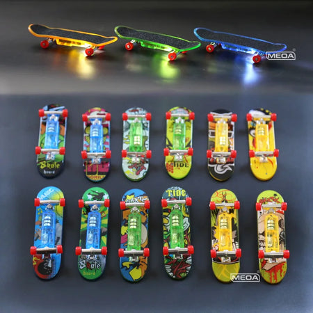 Luminous Metal Bridge Finger Skateboard Set &ndash; Illuminated Fun