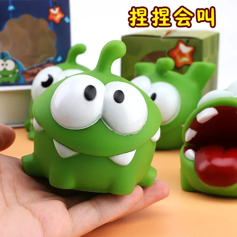 Children's squeeze animal doll mung bean monster cut rope frog water toy novelty gag candy game rubber voice gift