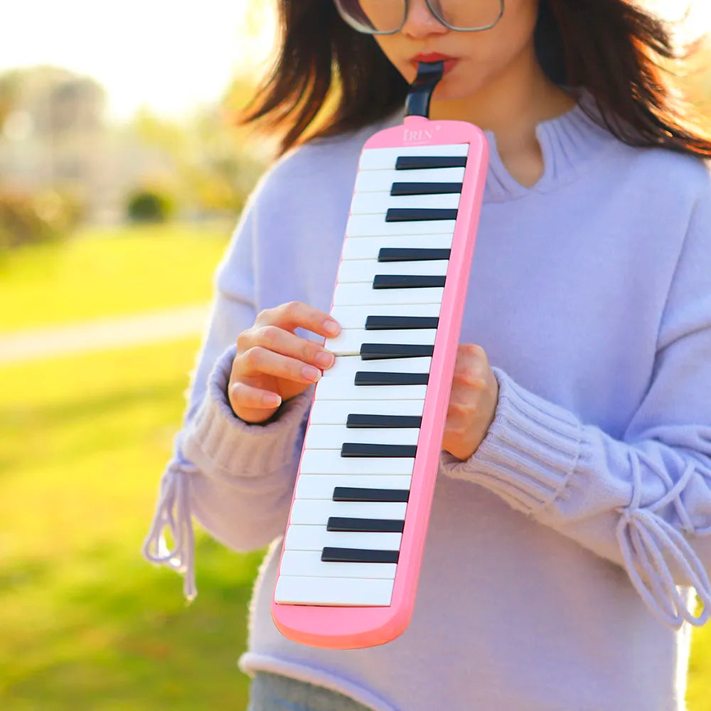 IRIN 32 Keys Melodica Piano Keyboard Style Musical Instrument Harmonica Mouth Organ With Carrying Bag Mouthpiece Educational Gif